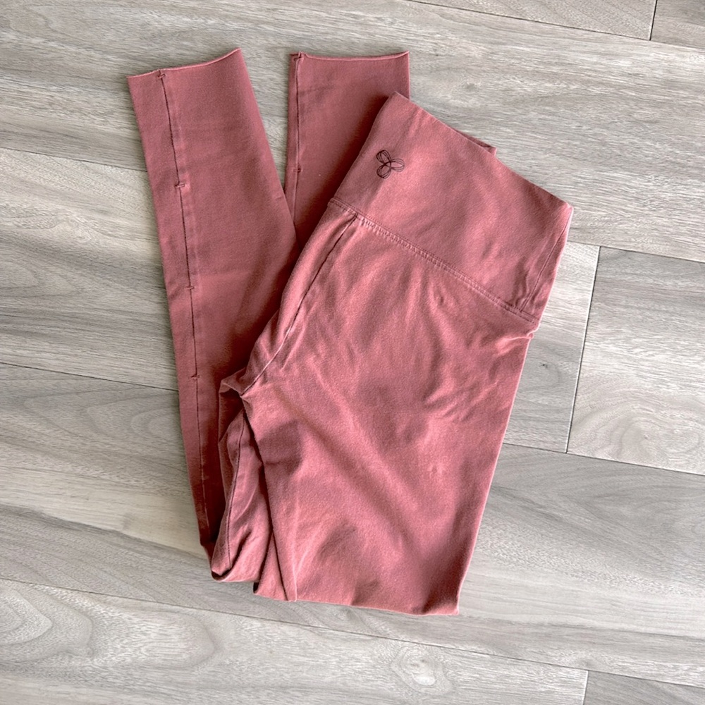 COPY - TNA Leggings
